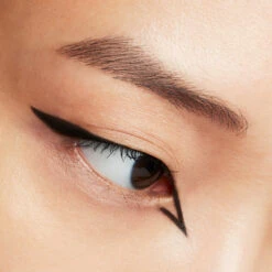 Shiseido Micro Liner Ink 01 Black 10 Shiseido Micro Liner Ink 01 Black -Cosmetica Promotiewinkel 1072559 4